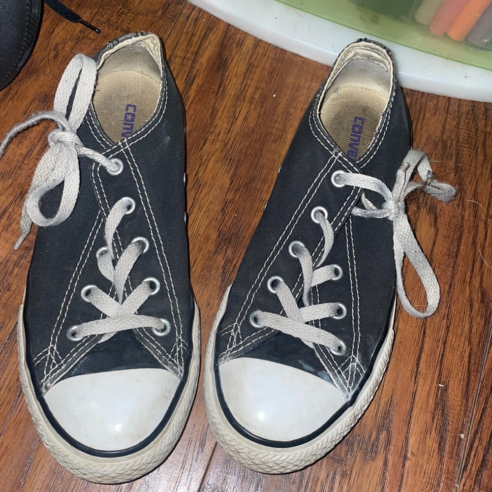 White and black, low top converse size 5